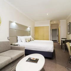 Отель Clarion Suites Gateway Студия с различными типами кроватей фото 3