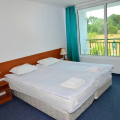 Hotel Char 2* Стандартный номер с двуспальной кроватью фото 4