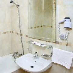 Гостиница Козацкий 2* Люкс с разными типами кроватей фото 4