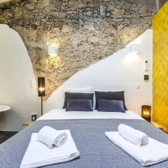 Апартаменты Carmo Chiado Deluxe Apartment комната для гостей фото 4