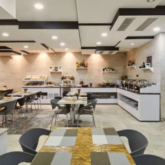 Отель Iveria Inn гостиничный бар