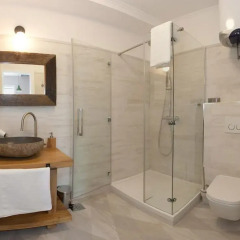 Апартаменты Apartments Central Chic and Cozy ванная