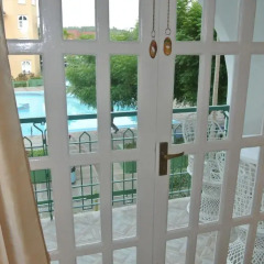 Отель Beach One Bedroom Suite 13 комната для гостей фото 4