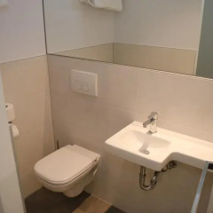 Отель easyHotel Brussels City Centre 3* Стандартный номер с 2 отдельными кроватями фото 9