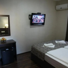 Гостиница Guest House Eurasia Номер Делюкс с различными типами кроватей фото 4