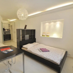 Апартаменты Four Squares Apartments on Tverskaya Студия с различными типами кроватей