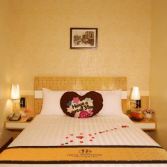Отель Hanoi Guesthouse Улучшенный номер фото 8