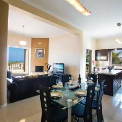 Отель Akefalou Sea View Villa в номере фото 2