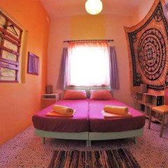 Отель Splendid Guesthouse Меллиха комната для гостей фото 4