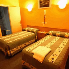 Отель Hostal Almanzor комната для гостей фото 3