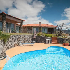 Отель Banda Do Sol Self Catering Cottages бассейн фото 3