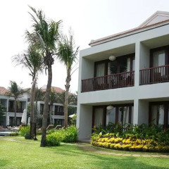 Отель Vinh Hung Emerald Resort 3* Номер Делюкс с различными типами кроватей фото 7