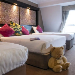 Flannerys Hotel 3* Стандартный семейный номер с различными типами кроватей фото 10