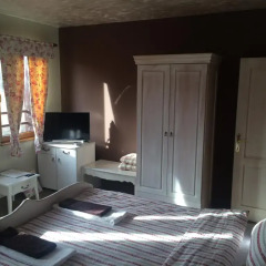 Отель Guest House Romantika Болгария, Копривштица - отзывы, цены и фото номеров - забронировать отель Guest House Romantika онлайн комната для гостей