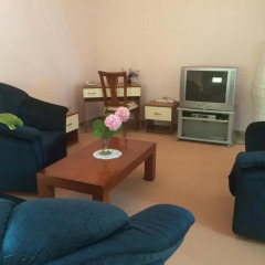 Отель Friends House Албания, Тирана - отзывы, цены и фото номеров - забронировать отель Friends House онлайн комната для гостей фото 2