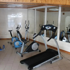 LA Hotel & Resort фитнесс-зал