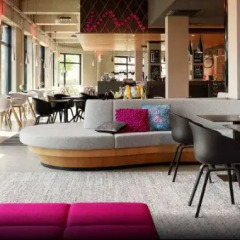 Отель Moxy Vienna Airport Стандартный номер с различными типами кроватей фото 5