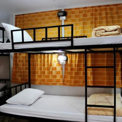 Home Base Hostel Adults Only Бангкок спа