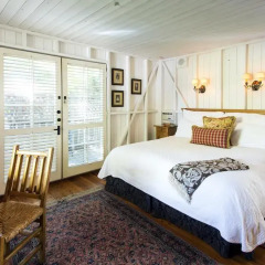 Отель Simpson House Inn 5* Стандартный номер с различными типами кроватей фото 14