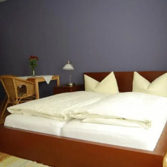 Отель Pension/Guesthouse am Hauptbahnhof Номер Комфорт с различными типами кроватей фото 2