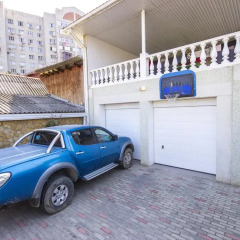 Гостиница BM Hostel Krasnodar в Краснодаре 11 отзывов об отеле, цены и фото номеров - забронировать гостиницу BM Hostel Krasnodar онлайн Краснодар парковка