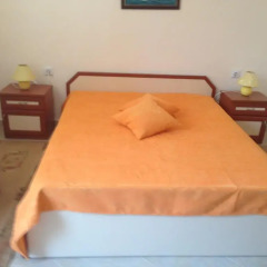 Отель Serbezovi Guest House Болгария, Поморие - отзывы, цены и фото номеров - забронировать отель Serbezovi Guest House онлайн комната для гостей фото 3