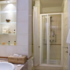 Отель Mamaison Residence Izabella Budapest 4* Люкс с различными типами кроватей фото 4