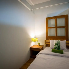 Victory Park Hostel Кровать в общем номере фото 6