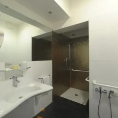Hotel Aaron 3* Стандартный номер с различными типами кроватей фото 10