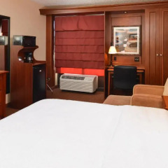 Отель Hampton Inn Albuquerque - University Midtown 2* Стандартный номер с различными типами кроватей
