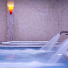 Отель Ramada Attica Riviera бассейн