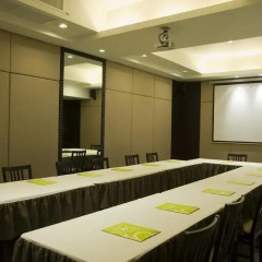 Апартаменты Lily Residence Executive Serviced Apartment фото 2