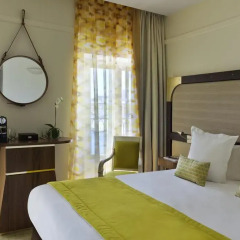 Grand Hotel Beauvau Marseille Vieux Port MGallery by Sofitel 4* Номер Classic с двуспальной кроватью фото 3