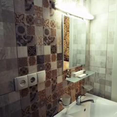 Hotel Sherlock 3* Стандартный семейный номер с двуспальной кроватью фото 7
