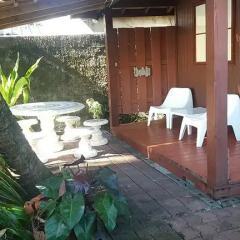 Отель Guest Beach Bungalow Tahiti бассейн