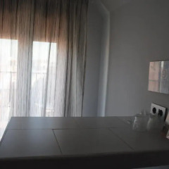 Отель Hostal Abril Стандартный номер с различными типами кроватей фото 3