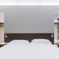 Отель easyhomes - Duomo Agnello Италия, Милан - отзывы, цены и фото номеров - забронировать отель easyhomes - Duomo Agnello онлайн комната для гостей фото 5