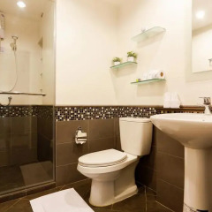 Отель Waterford Condominium Sukhumvit 50 4* Улучшенный номер фото 4