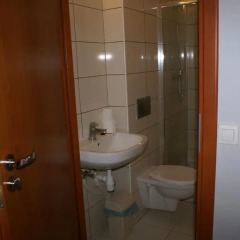 Frolic Goats Hostel Кровать в общем номере с двухъярусной кроватью фото 4