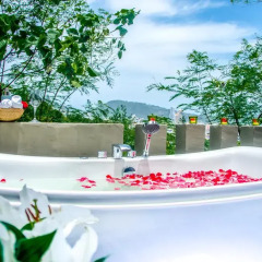 Отель MAI HOUSE Patong Hill 5* Номер Делюкс с различными типами кроватей фото 10