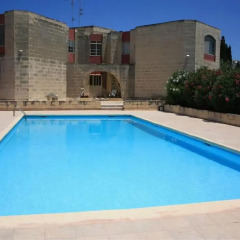 Отель Domus Luxuria - Mediterraneo Нашшар бассейн фото 2