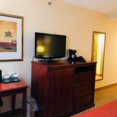 Отель Queens County Inn & Suites 2* Стандартный номер с различными типами кроватей фото 8