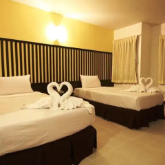 J.A.Villa Pattaya Hotel 4* Улучшенный номер с различными типами кроватей фото 21