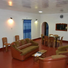 Отель Amro Guest and Restaurant комната для гостей