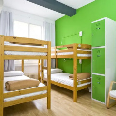 Отель Madrid Motion Hostels 2* Кровать в общем номере с двухъярусной кроватью фото 4