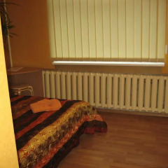 Central Park Hostel Стандартный номер с двуспальной кроватью (общая ванная комната)