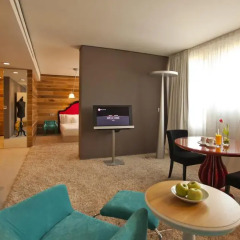 Graffit Gallery Design Hotel 5* Полулюкс с разными типами кроватей фото 3