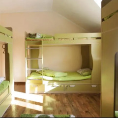 Отель Almaty Backpackers Кровать в общем номере
