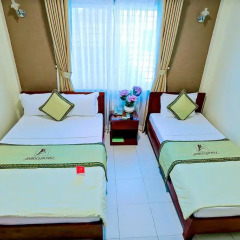 Amigo Hotel 2* Улучшенный номер с двуспальной кроватью фото 19