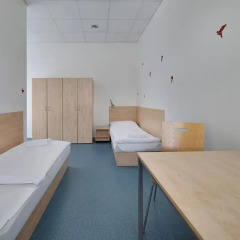 Hostel Florenc Стандартный номер с 2 отдельными кроватями (общая ванная комната) фото 3